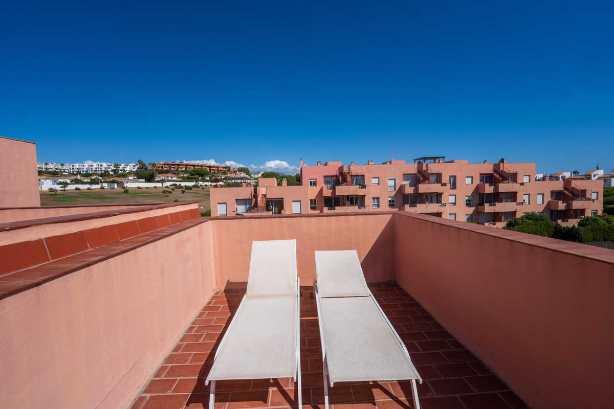 Penthouse te koop in La Duquesa | 3 slaapkamers H5335510