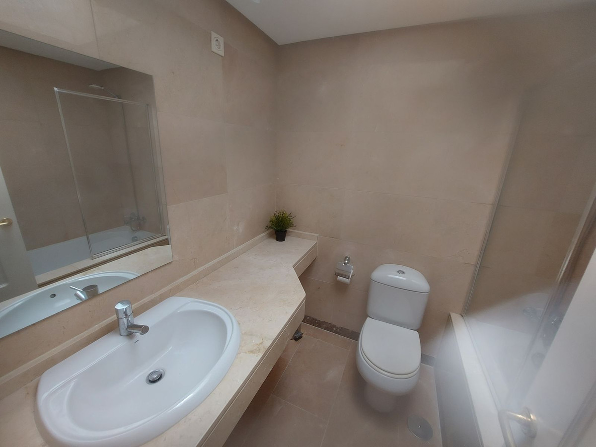 Penthouse te koop in La Duquesa | 1 slaapkamers H5336188