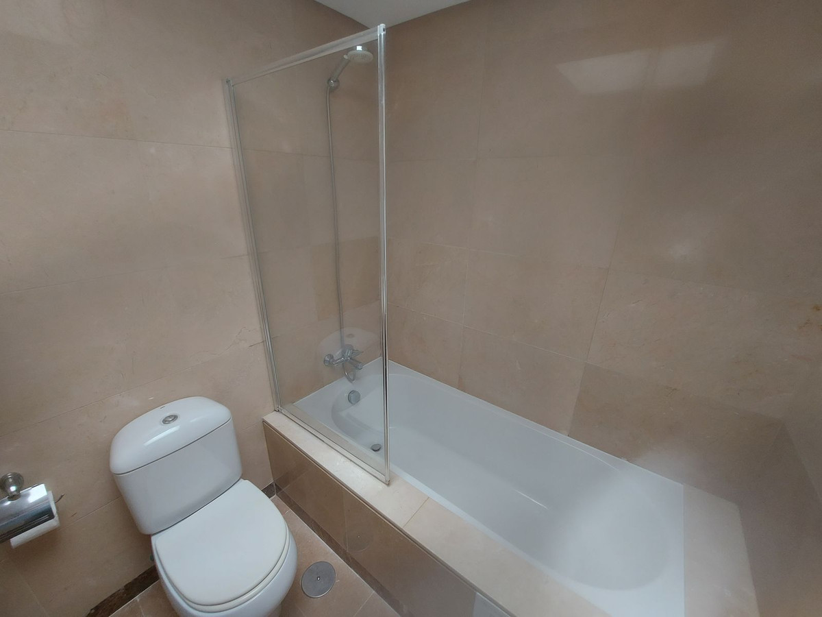 Penthouse te koop in La Duquesa | 1 slaapkamers H5336188