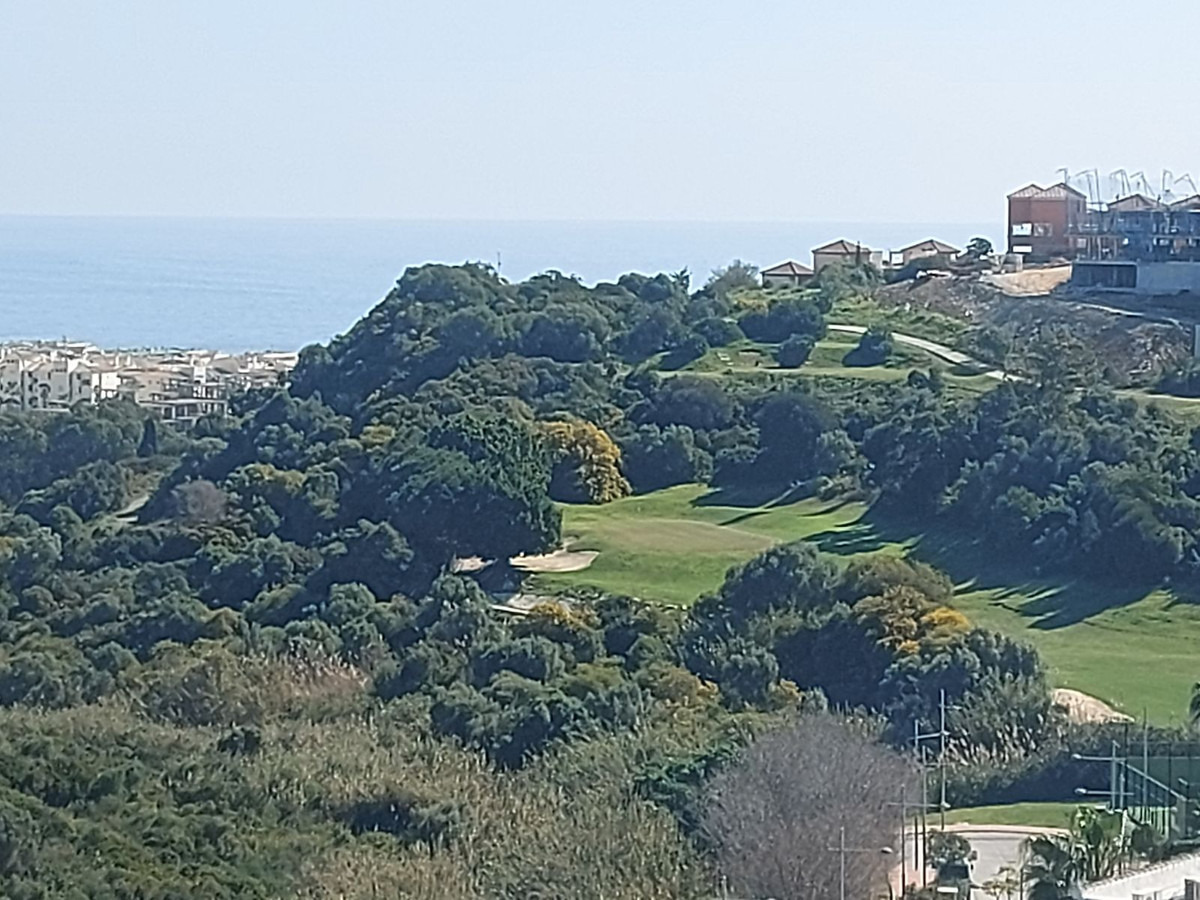 Penthouse te koop in La Duquesa | 1 slaapkamers H5336188