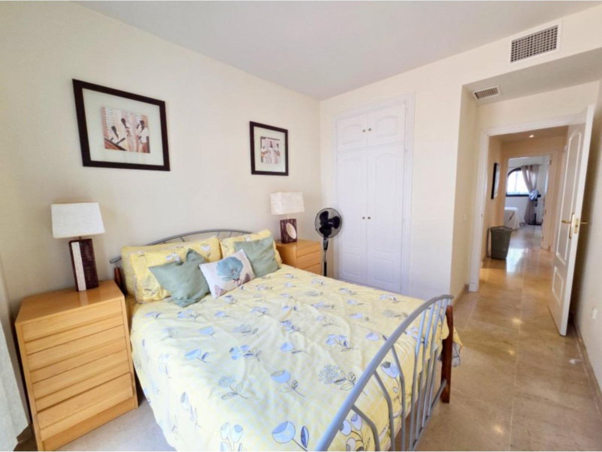 Appartement te koop in La Duquesa | 2 slaapkamers H5346466