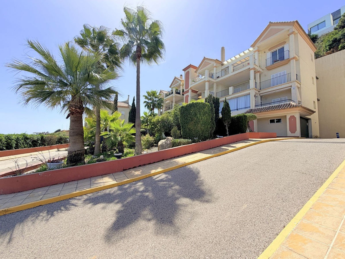 Appartement te koop in La Duquesa | 3 slaapkamers H5347294