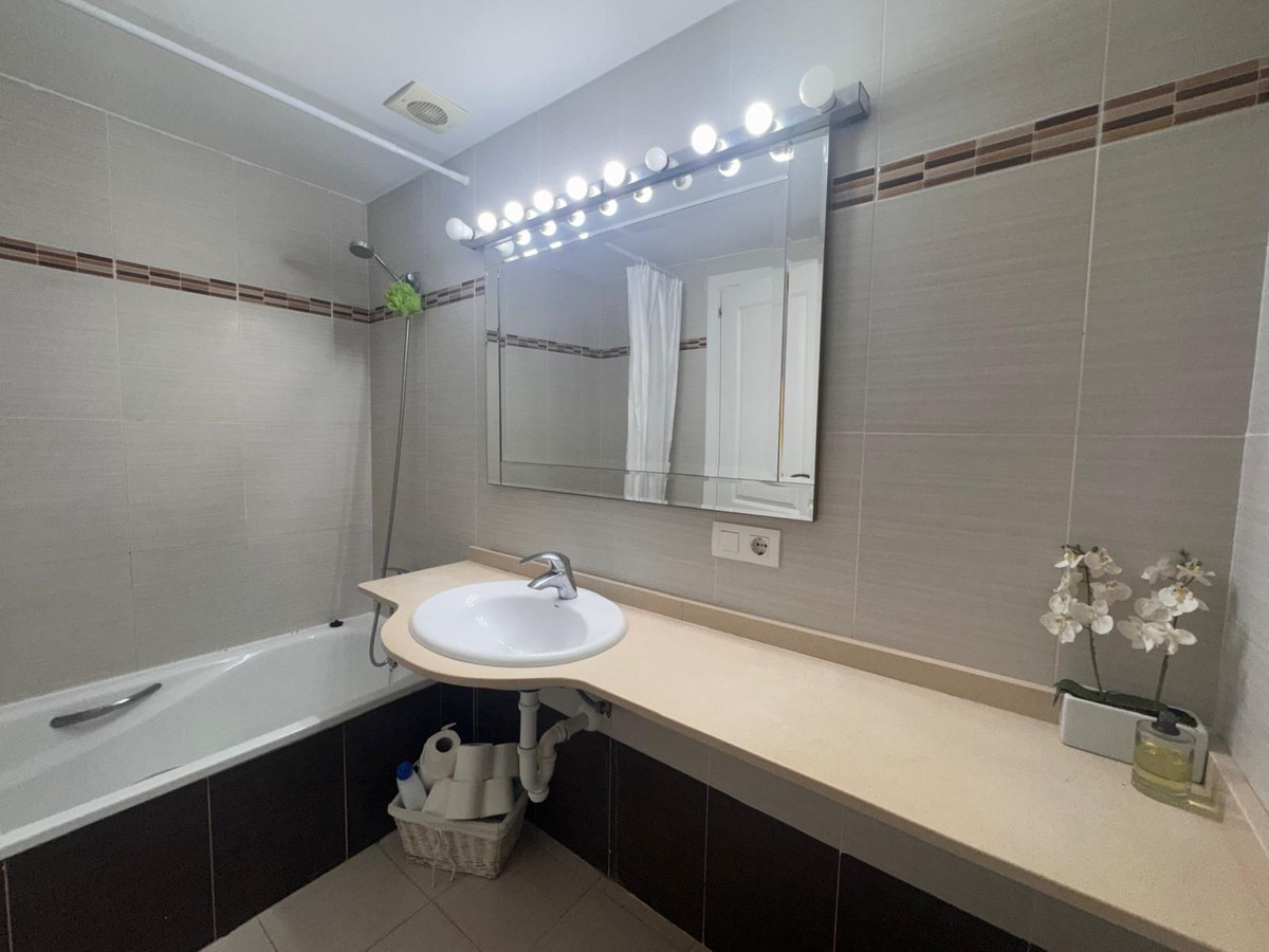 Appartement te koop in La Duquesa | 2 slaapkamers H5348035