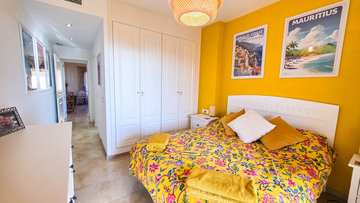 Appartement te koop in La Duquesa | 2 slaapkamers H5348896