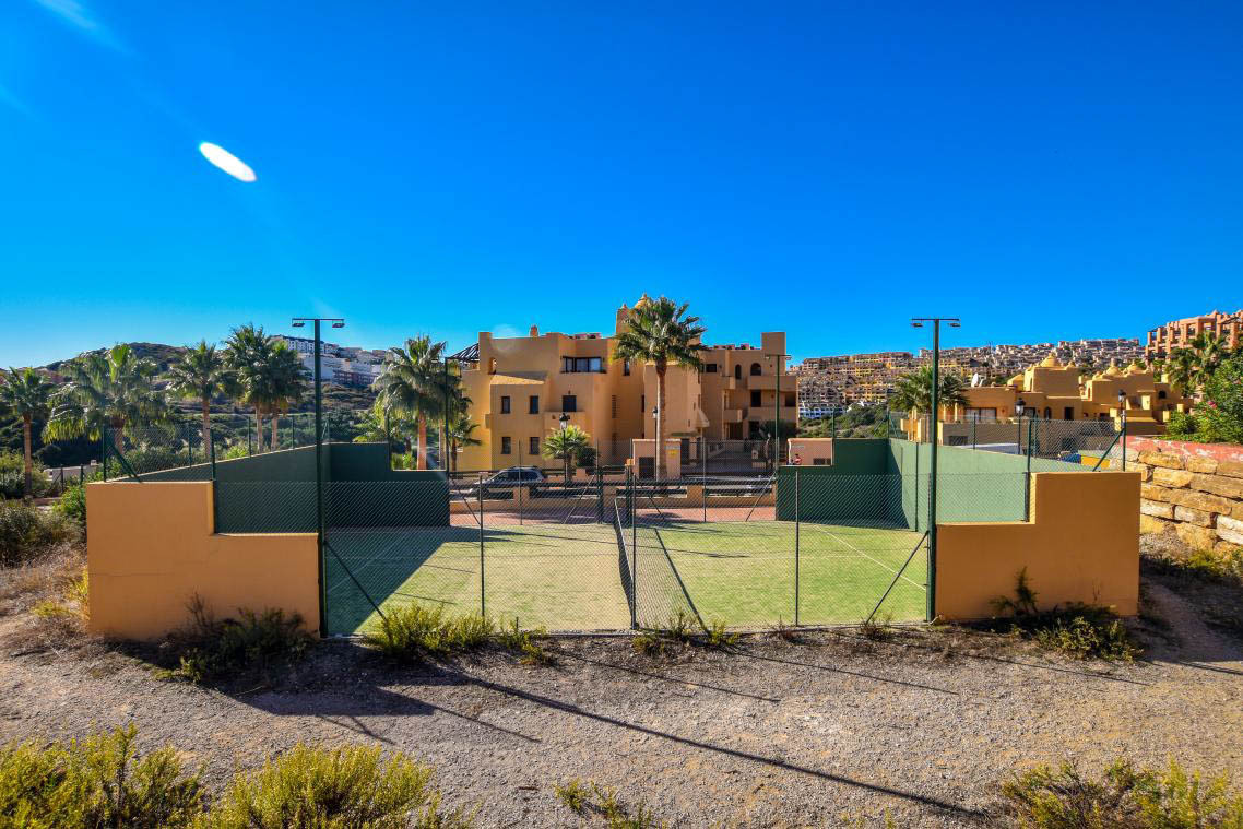 Appartement te koop in La Duquesa | 2 slaapkamers H5348896