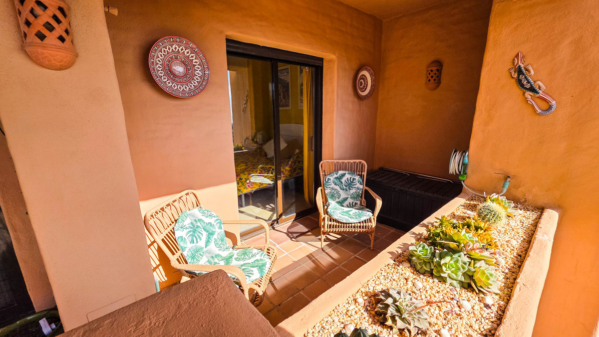 Appartement te koop in La Duquesa | 2 slaapkamers H5348896