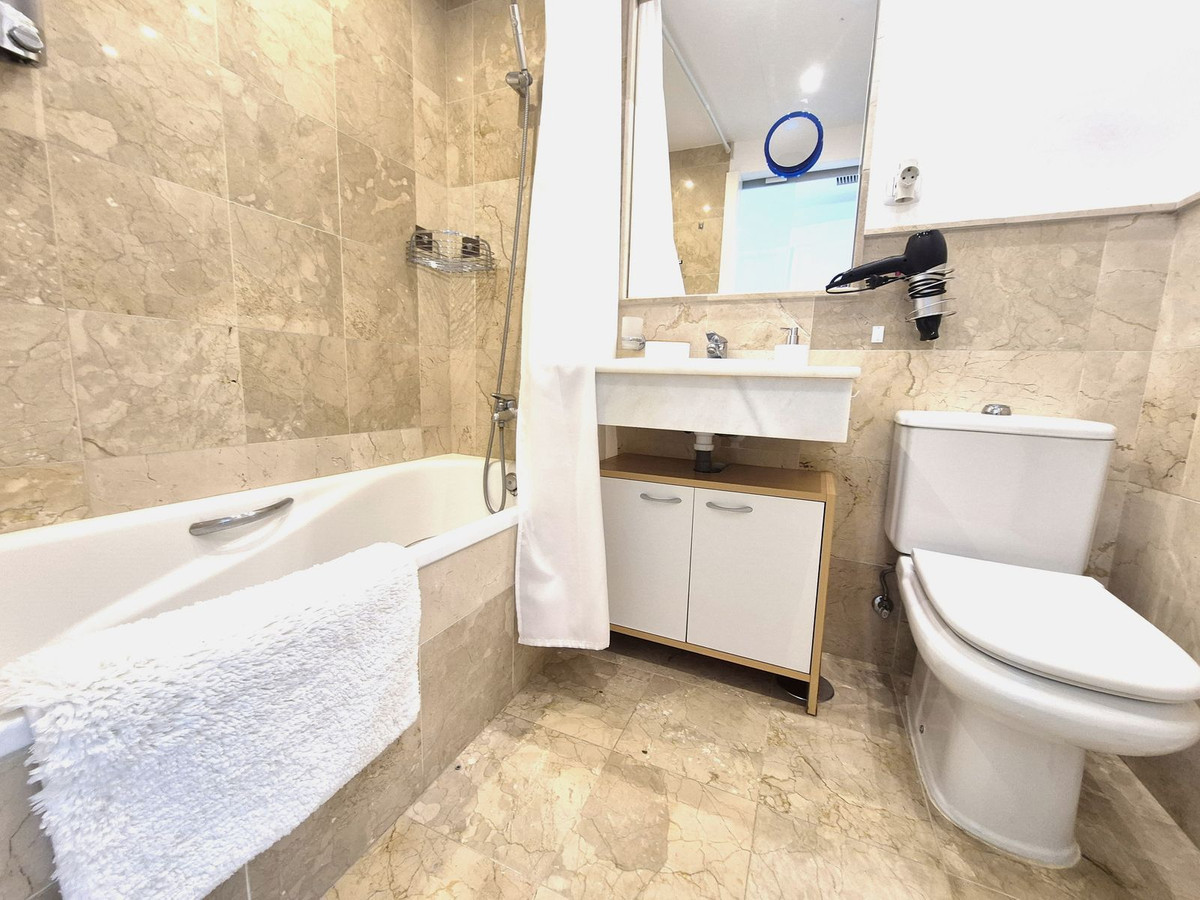 Appartement te koop in La Duquesa | 2 slaapkamers H5350561