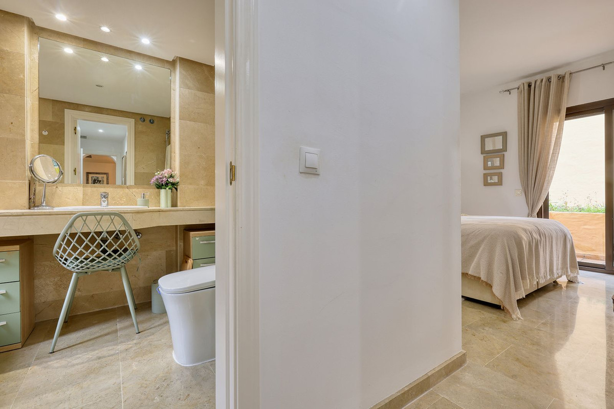 Appartement te koop in La Duquesa | 3 slaapkamers H5353588