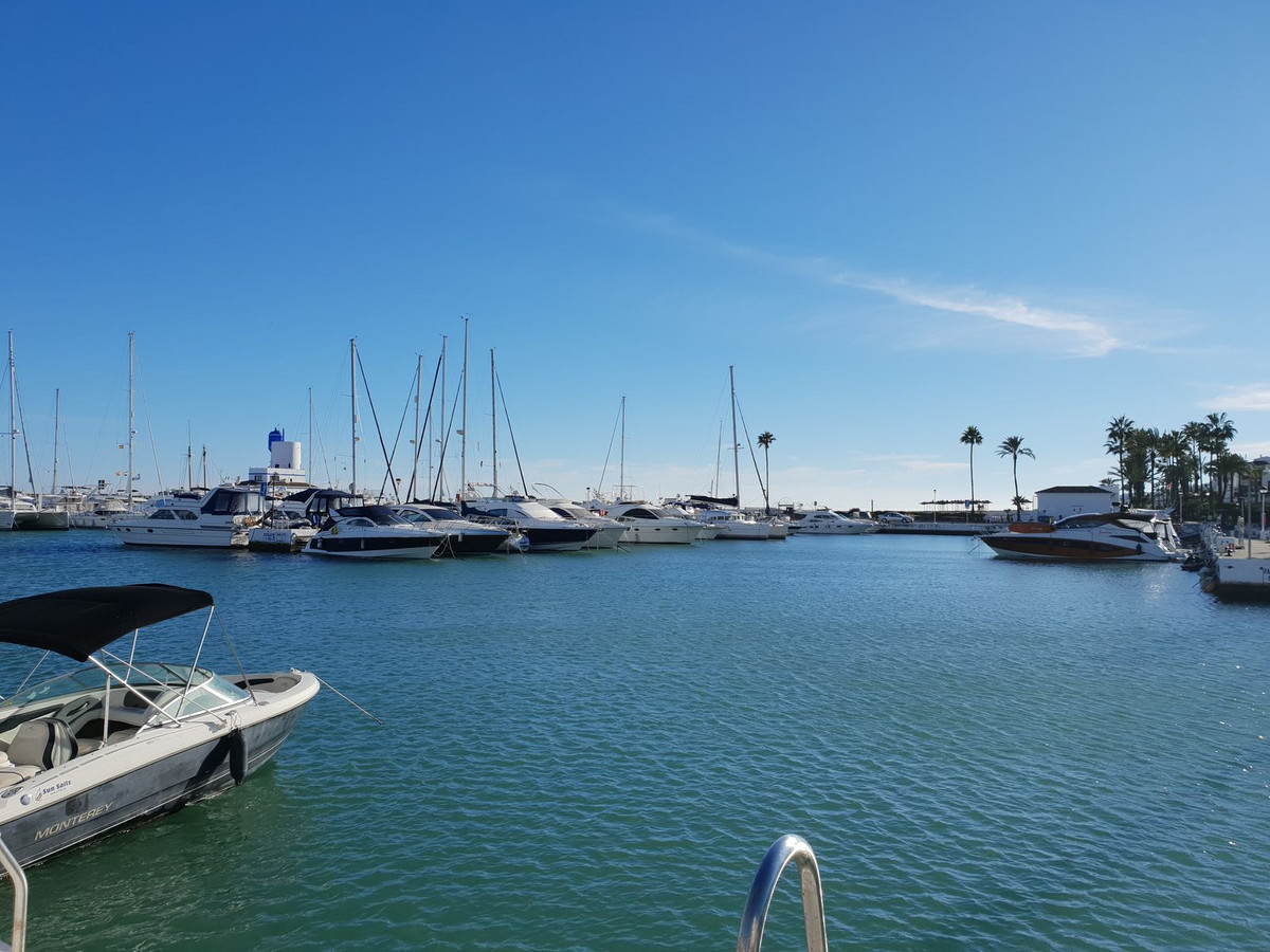 Appartement te koop in La Duquesa | 3 slaapkamers H5353648