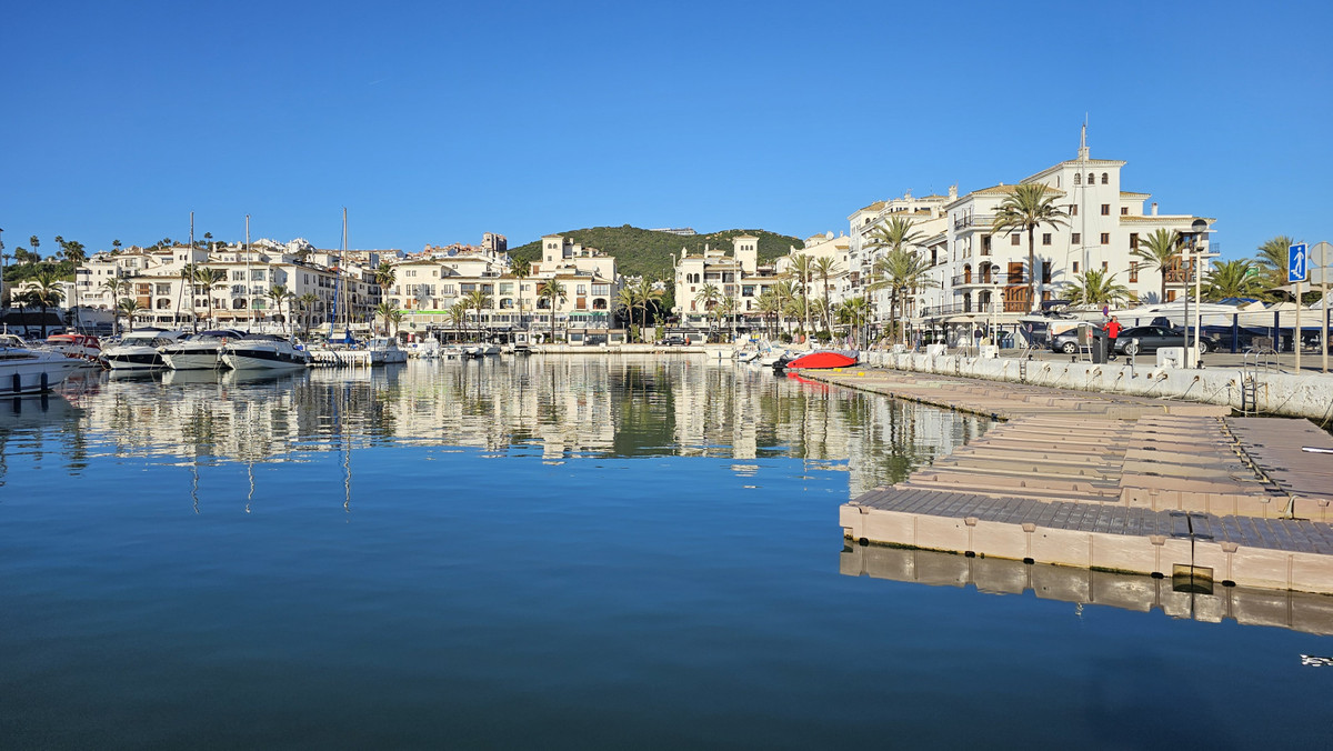 Appartement te koop in La Duquesa | 3 slaapkamers H5361325