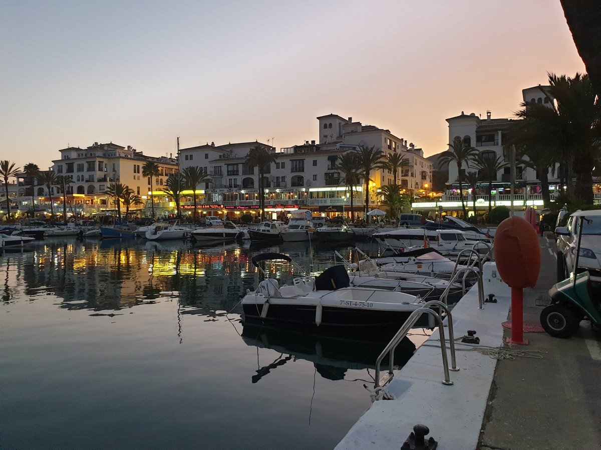 Appartement te koop in La Duquesa | 3 slaapkamers H5361328