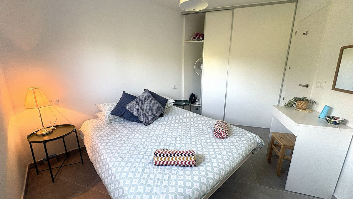 Appartement te koop in La Duquesa | 2 slaapkamers H5369083