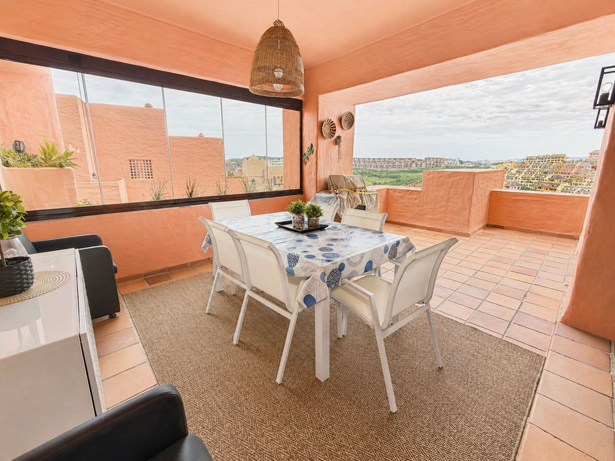 Appartement te koop in La Duquesa | 3 slaapkamers H5370241