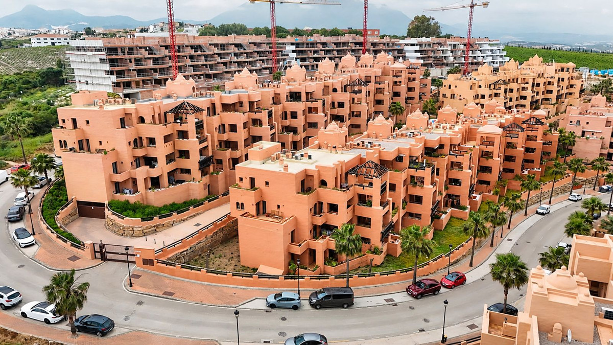 Appartement te koop in La Duquesa | 3 slaapkamers H5370241