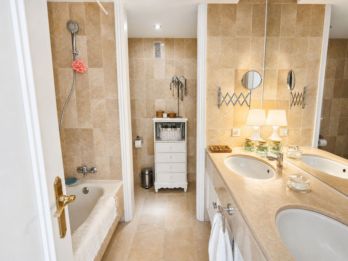 Appartement te koop in La Duquesa | 2 slaapkamers H5372947