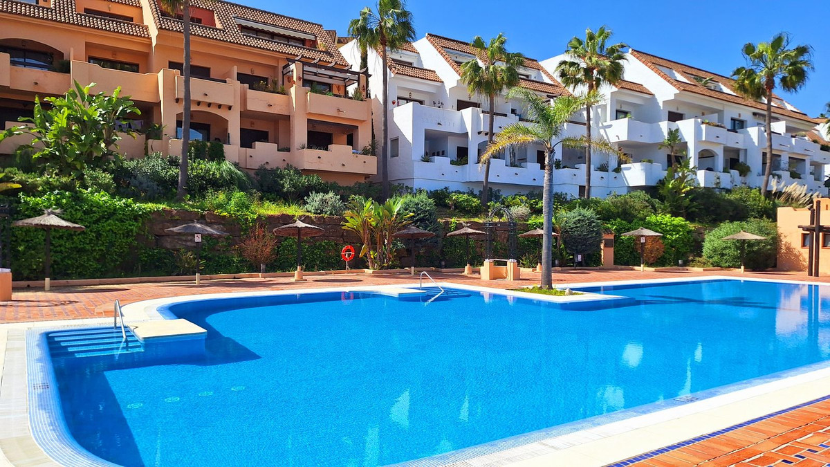 Penthouse te koop in La Duquesa | 2 slaapkamers H5373907