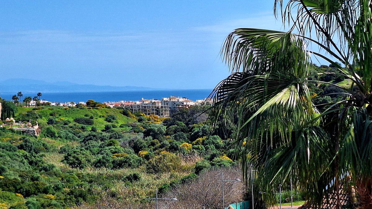 Penthouse te koop in La Duquesa | 2 slaapkamers H5373907