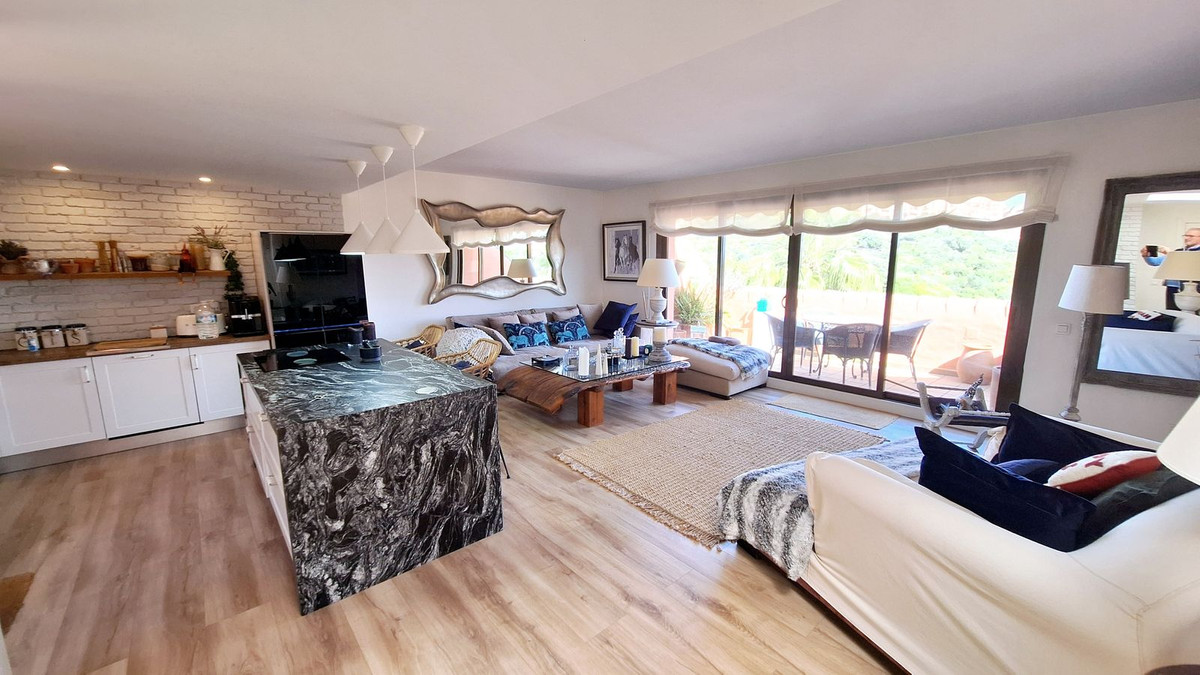 Penthouse te koop in La Duquesa | 2 slaapkamers H5373907