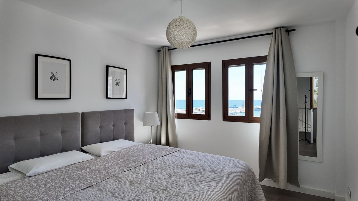 Appartement te koop in La Duquesa | 4 slaapkamers H5374156