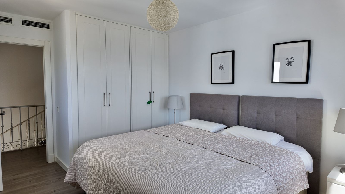 Appartement te koop in La Duquesa | 4 slaapkamers H5374156