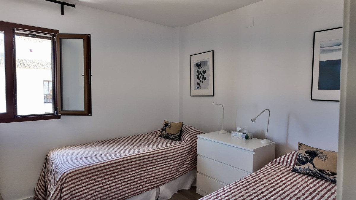 Appartement te koop in La Duquesa | 4 slaapkamers H5374156