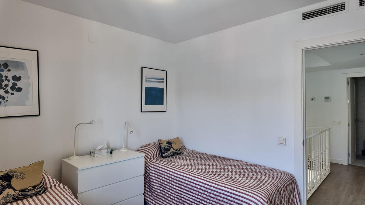 Appartement te koop in La Duquesa | 4 slaapkamers H5374156