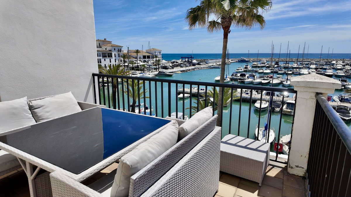Appartement te koop in La Duquesa | 4 slaapkamers H5374156