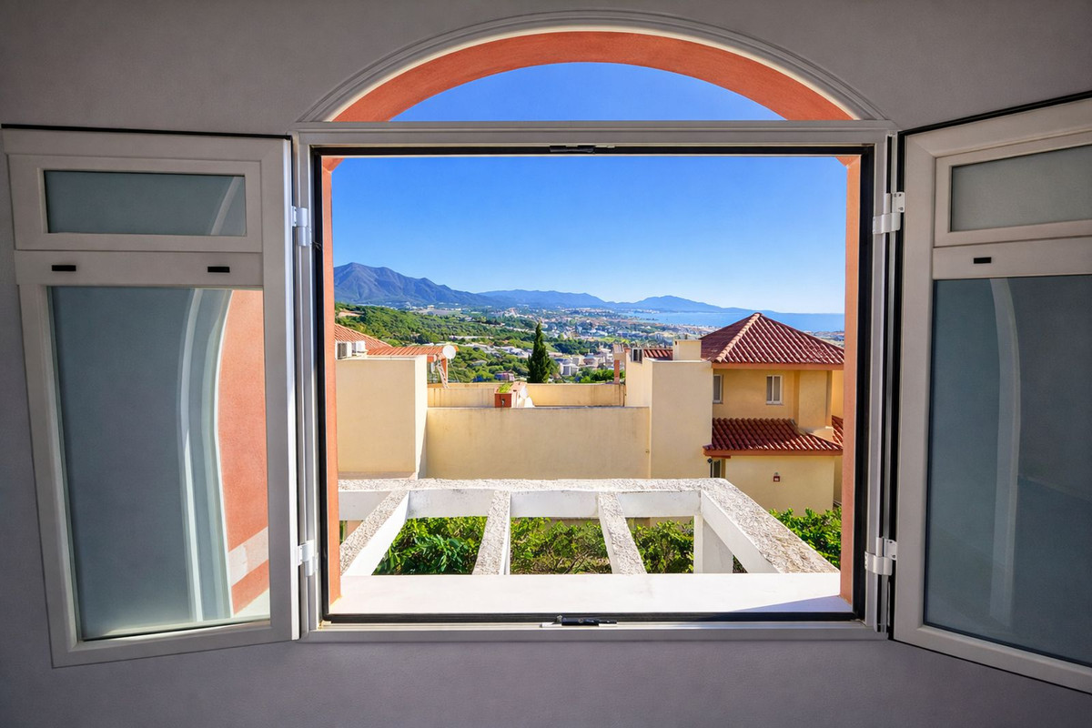 Duplex te koop in La Duquesa | 3 slaapkamers H5378992