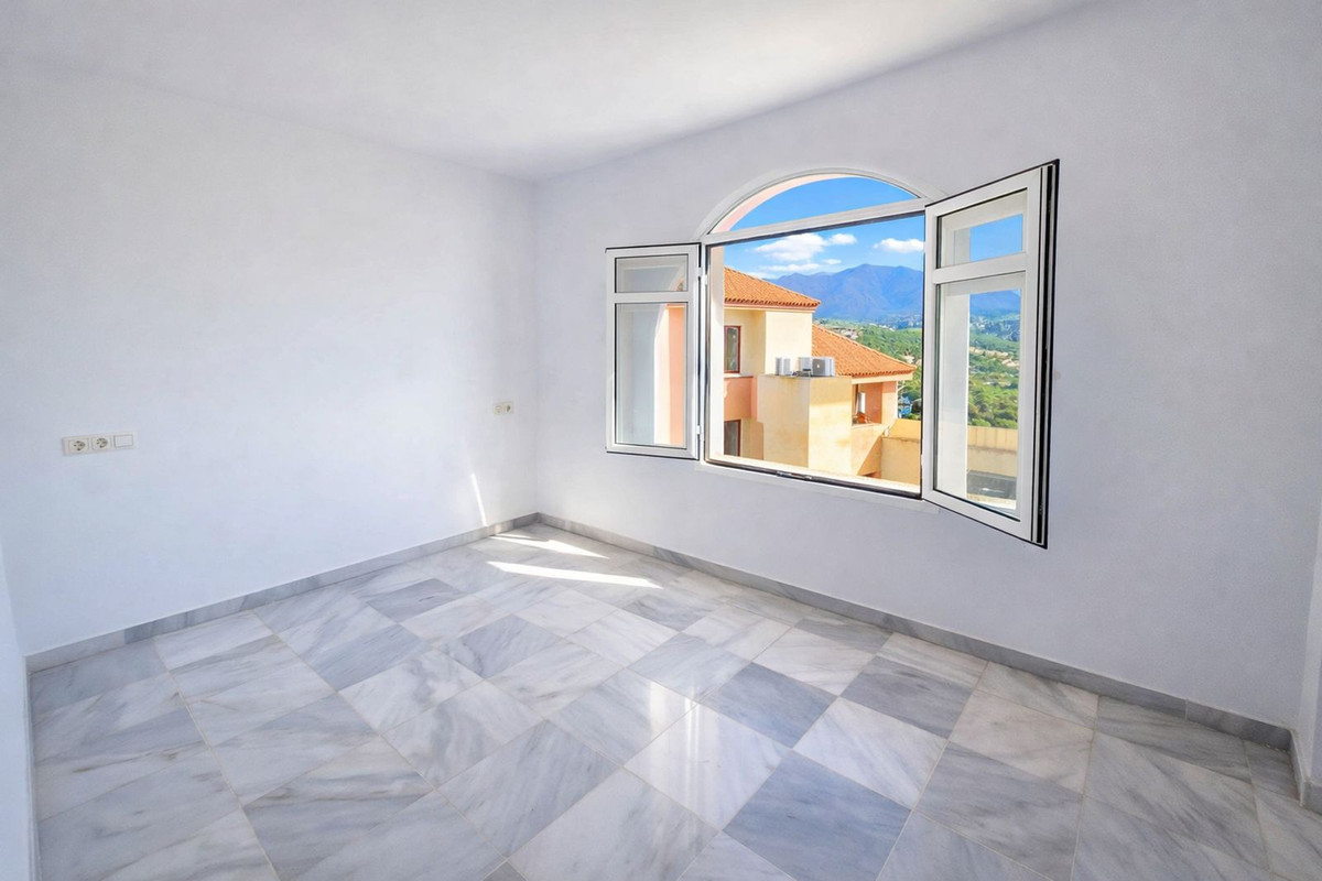 Duplex te koop in La Duquesa | 3 slaapkamers H5378992