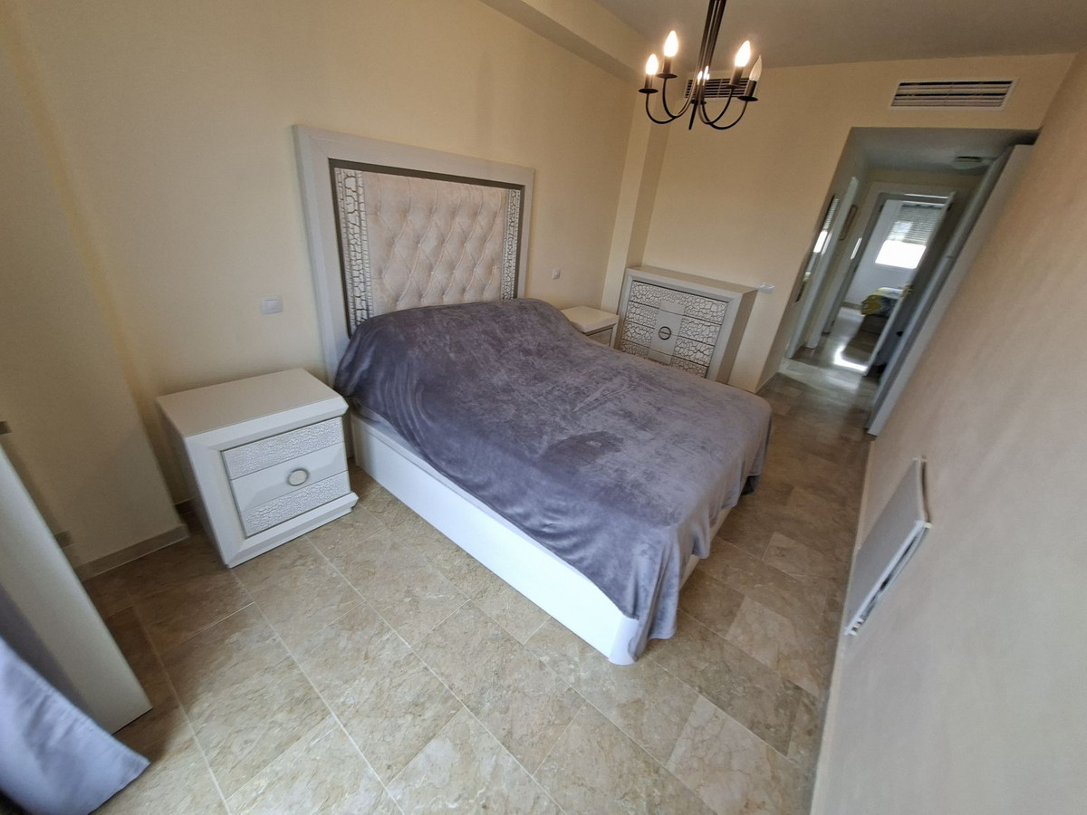 Penthouse te koop in La Duquesa | 3 slaapkamers H5379076
