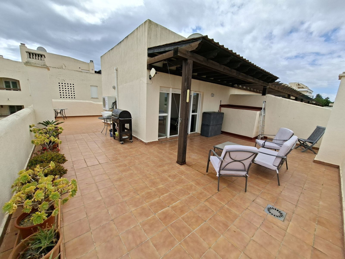 Penthouse te koop in La Duquesa | 3 slaapkamers H5379076