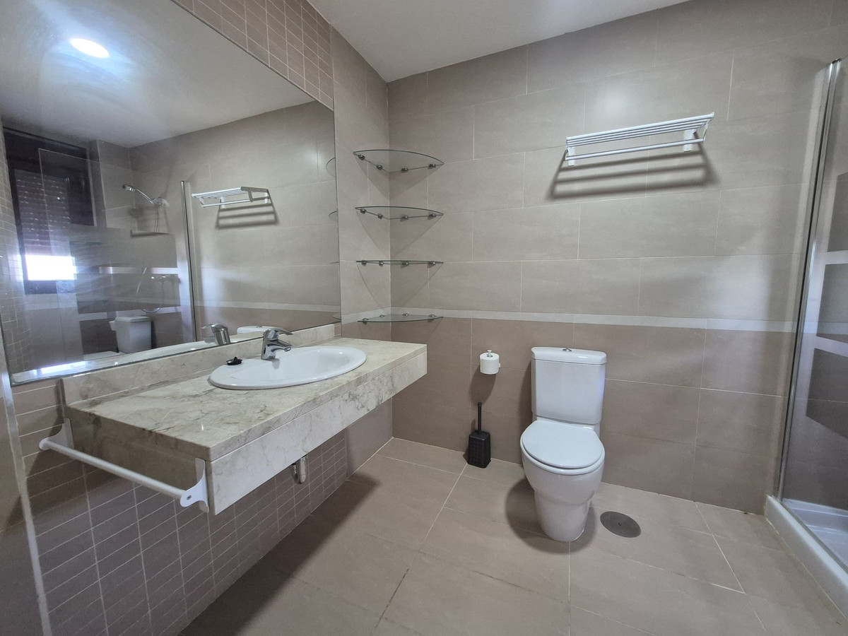 Appartement te koop in La Duquesa | 2 slaapkamers H5389744