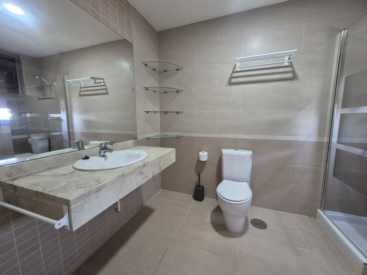Appartement te koop in La Duquesa | 2 slaapkamers H5389744