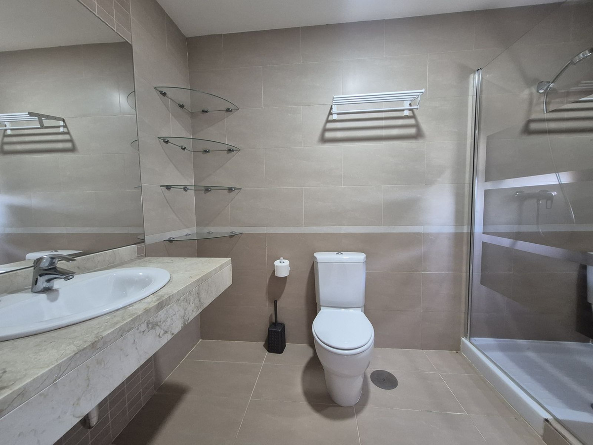 Appartement te koop in La Duquesa | 2 slaapkamers H5389744