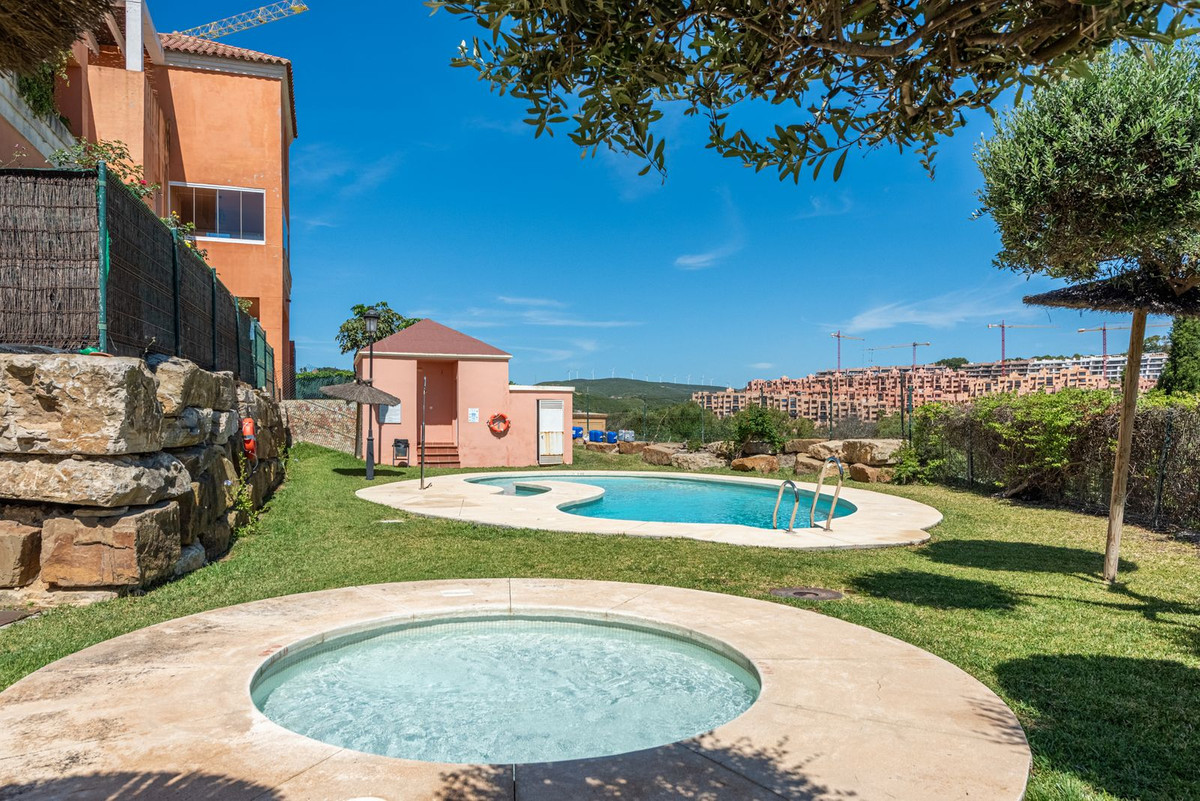 Appartement te koop in La Duquesa | 2 slaapkamers H5390734