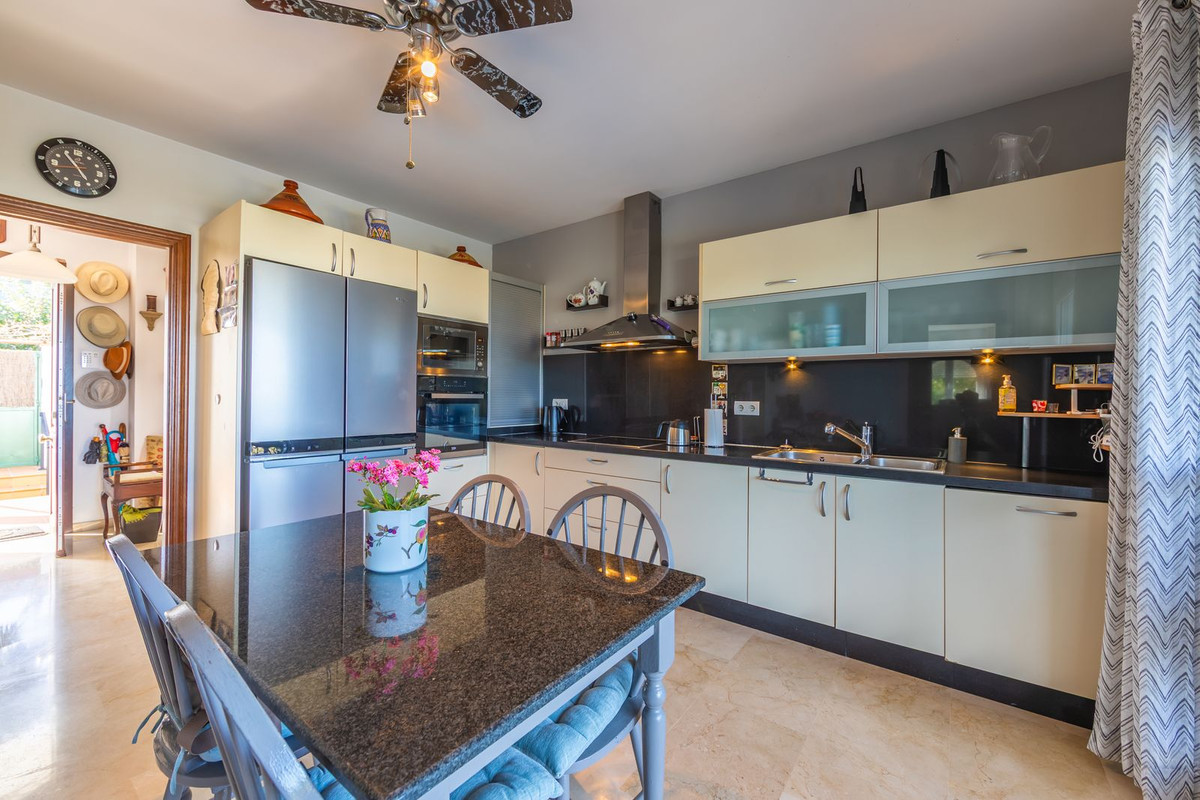 Appartement te koop in La Duquesa | 3 slaapkamers H5394268