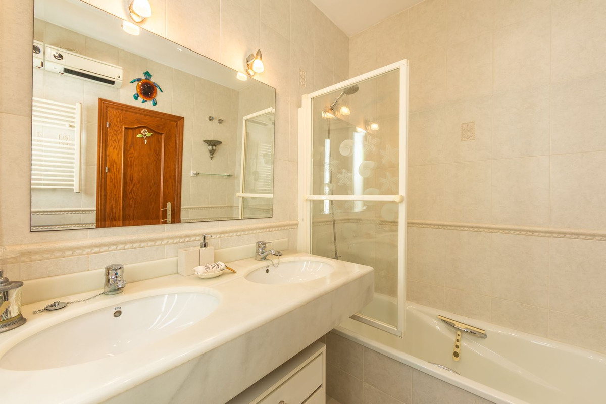 Appartement te koop in La Duquesa | 3 slaapkamers H5394268