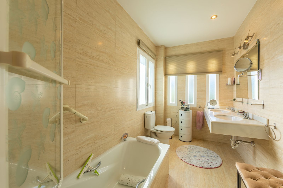 Appartement te koop in La Duquesa | 3 slaapkamers H5394268