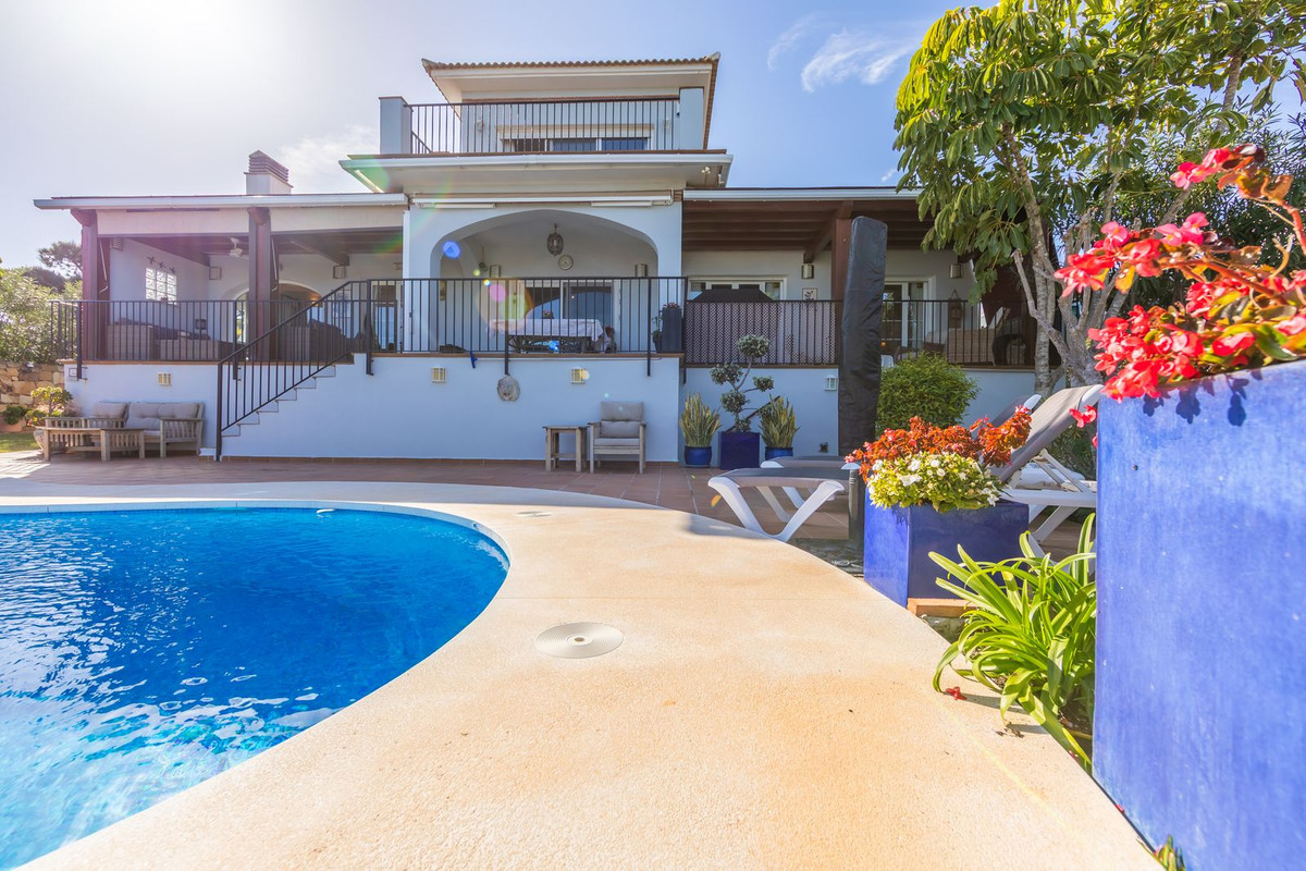 Appartement te koop in La Duquesa | 3 slaapkamers H5394268
