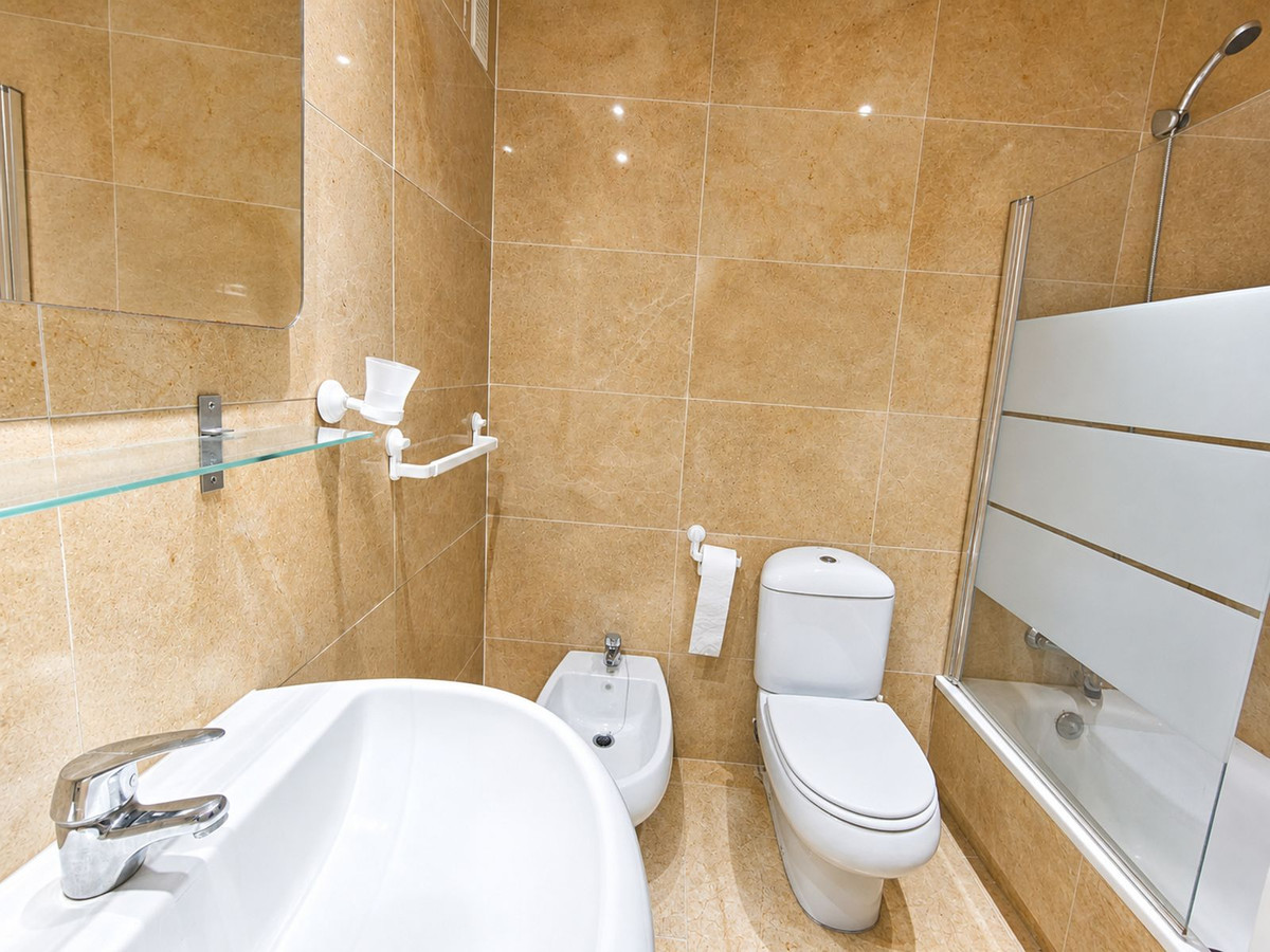 Appartement te koop in La Duquesa | 1 slaapkamers H5397619
