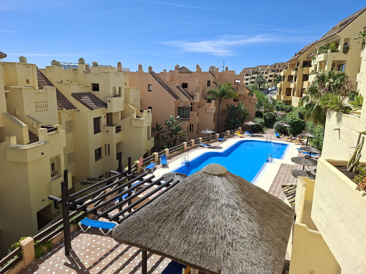 Appartement te koop in La Duquesa | 2 slaapkamers H5401060