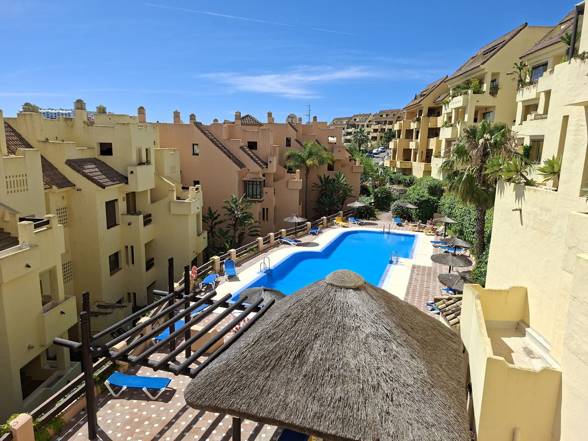Appartement te koop in La Duquesa | 2 slaapkamers H5401060