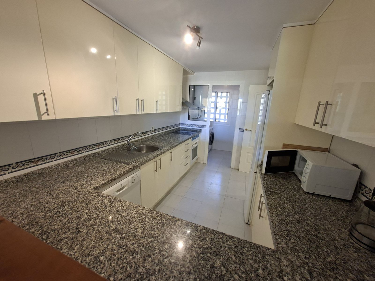 Appartement te koop in La Duquesa | 2 slaapkamers H5401060