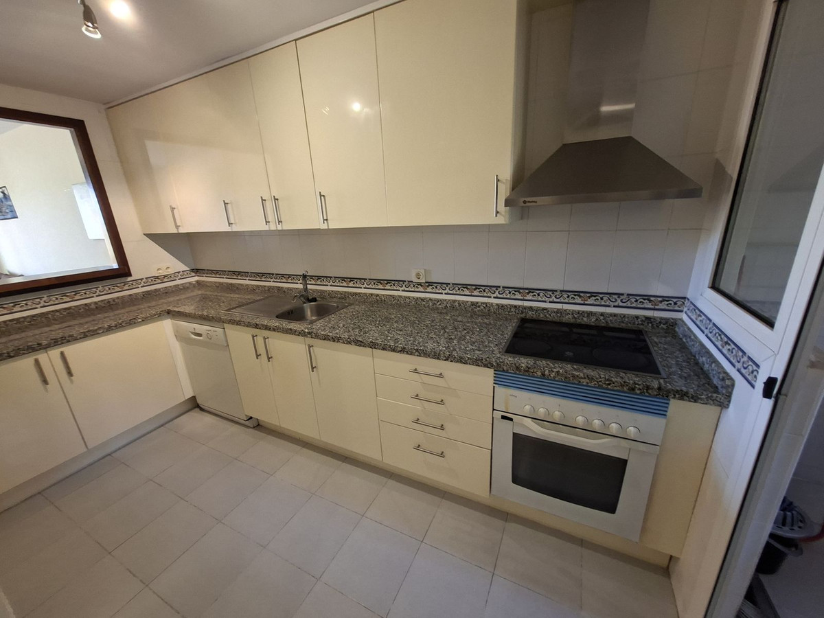 Appartement te koop in La Duquesa | 2 slaapkamers H5401060