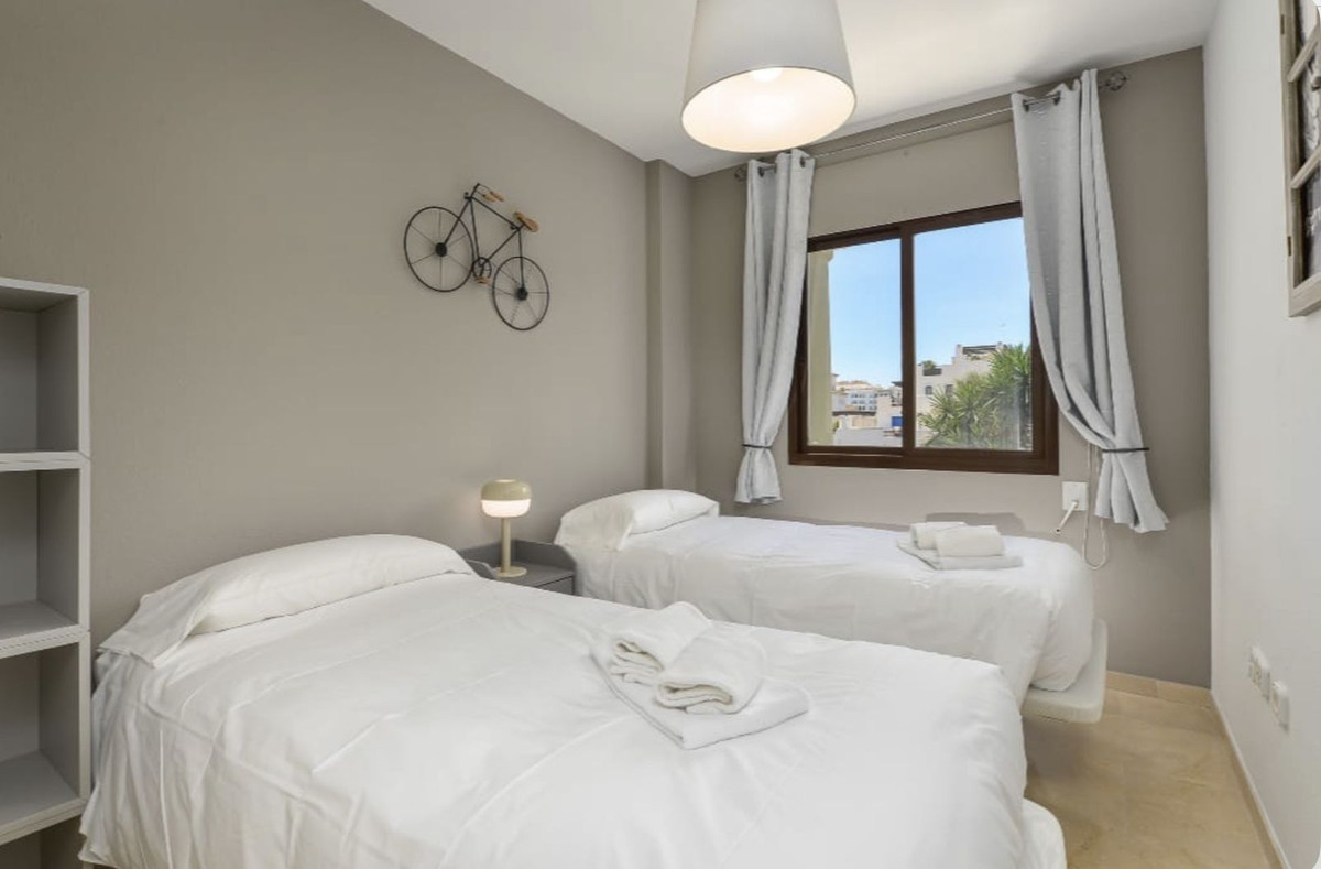 Appartement te koop in La Duquesa | 2 slaapkamers H5406355