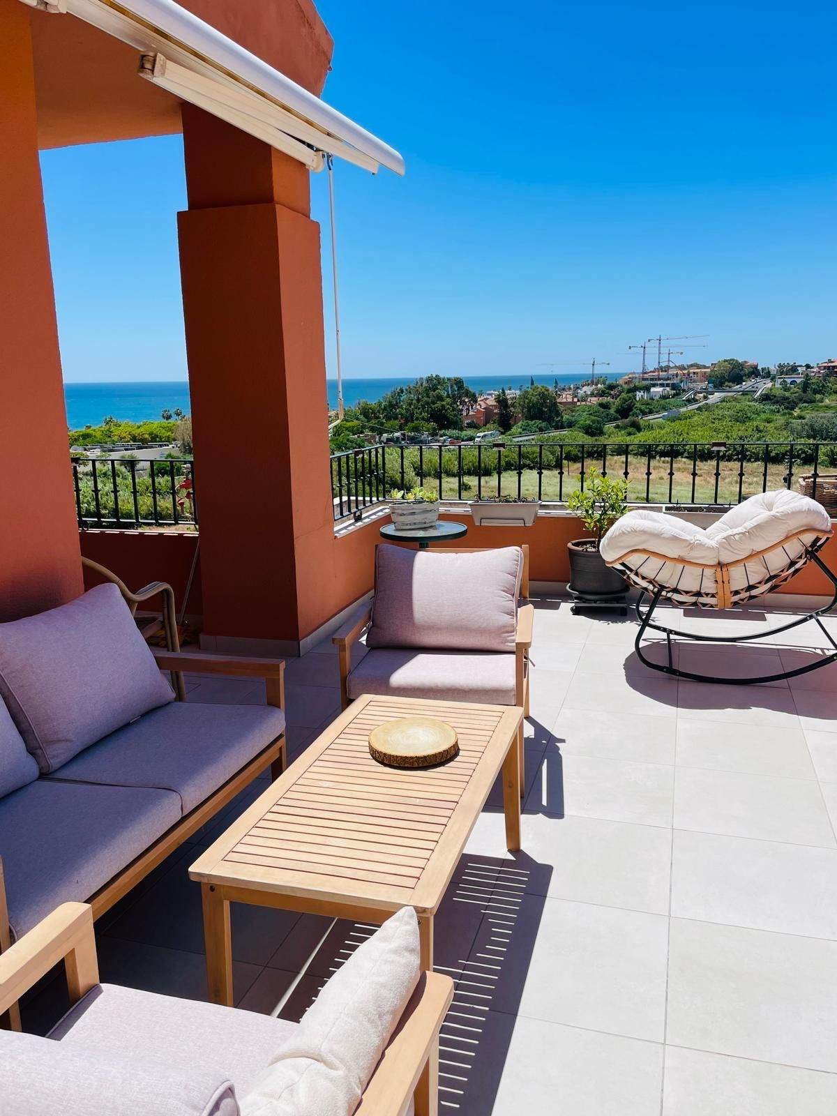 Penthouse te koop in La Duquesa | 2 slaapkamers H5410396