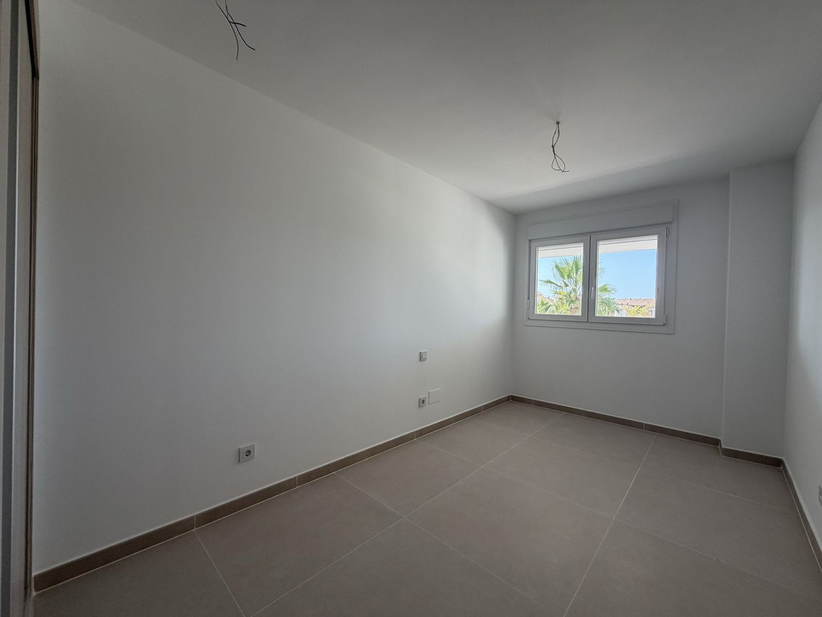Appartement te koop in La Duquesa | 2 slaapkamers H5413291