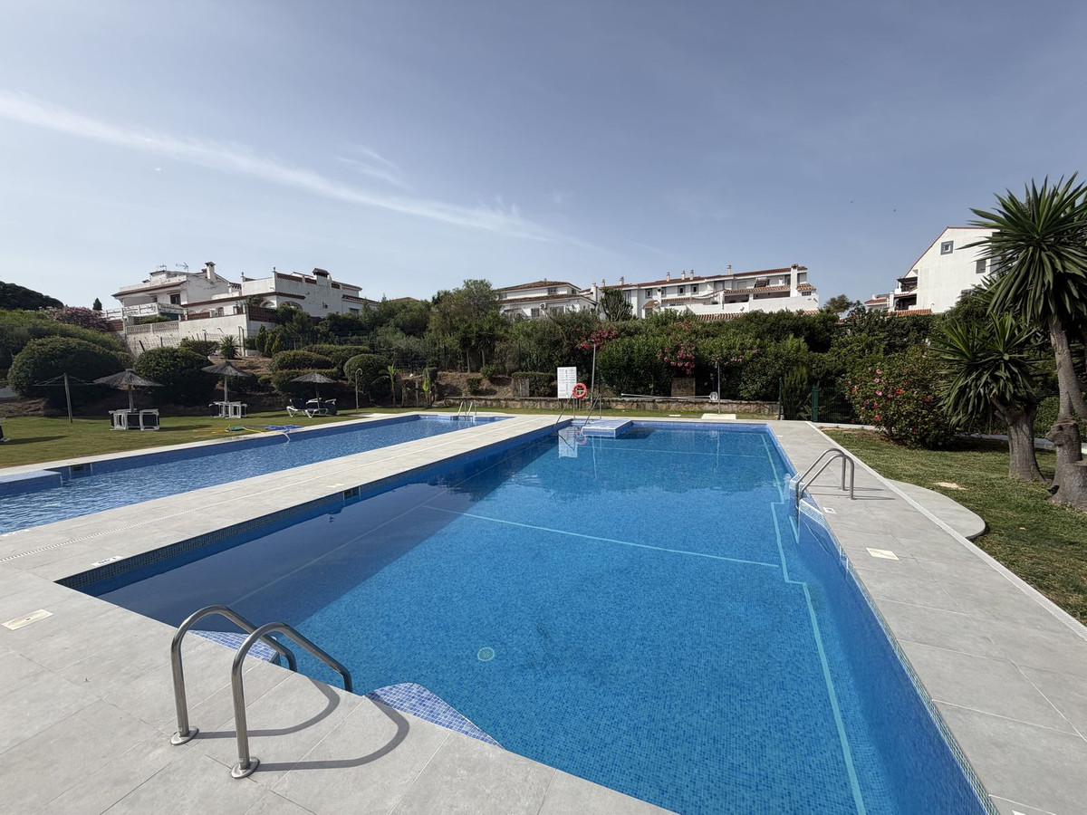 Duplex te koop in La Duquesa | 3 slaapkamers H5422063