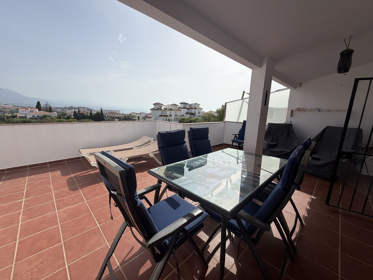 Duplex te koop in La Duquesa | 3 slaapkamers H5422063