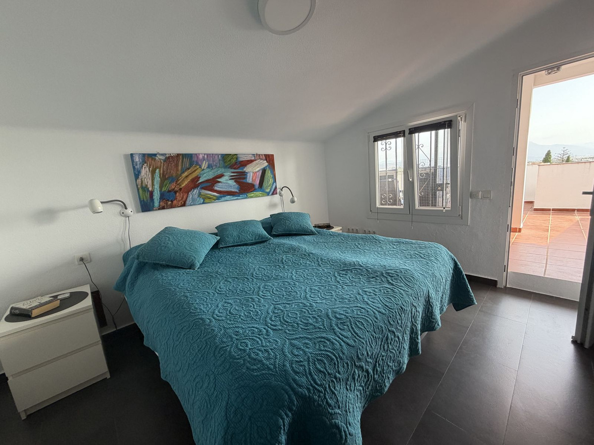 Duplex te koop in La Duquesa | 3 slaapkamers H5422063
